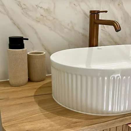 Apartman Moderne Au Pied De La Cathedrale De Reims