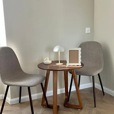 Moderne Au Pied De La Cathedrale De Apartamento Reims