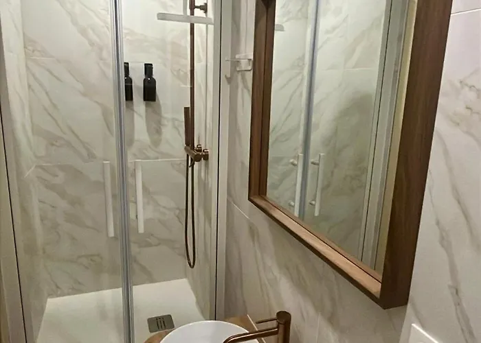 Moderne Au Pied De La Cathedrale De Apartamento Reims